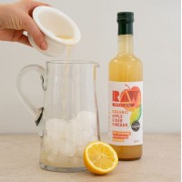 RAW VIBRANT LIVING Organic Apple Cider Vinegar with the Mother 500ml product thumbnail 2